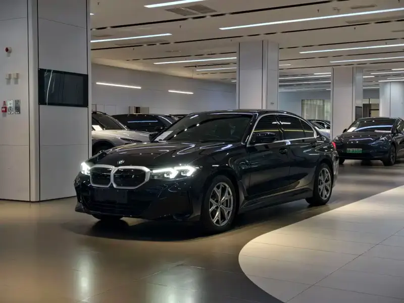 BMW i3, 2024
