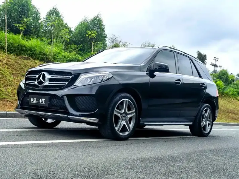 Mercedes-Benz GLE( ), 2017