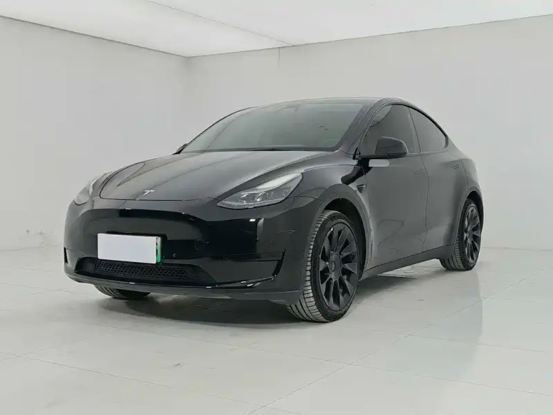 Tesla Model Y, 2023
