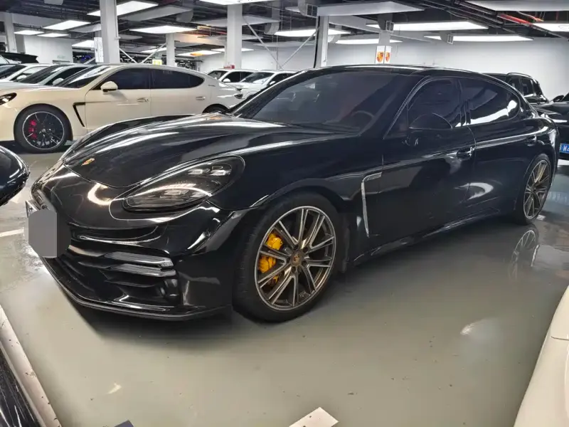 Porsche Panamera, 2013