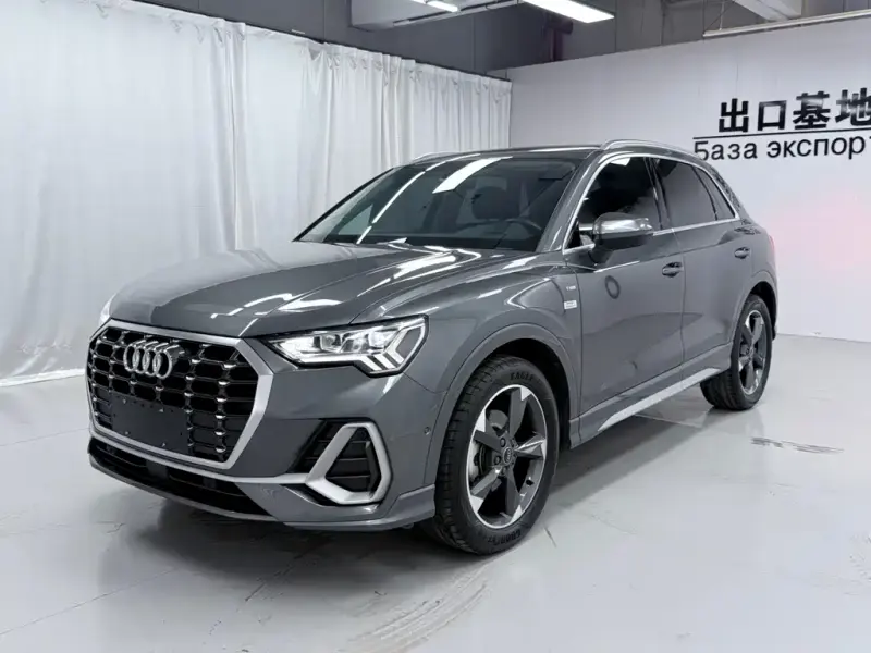 Audi Q3, 2022
