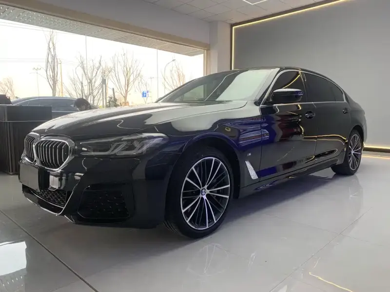 BMW 5 Series, 2022