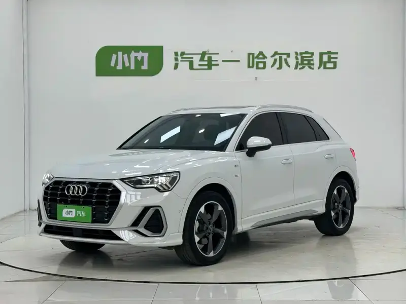 Audi Q3, 2023