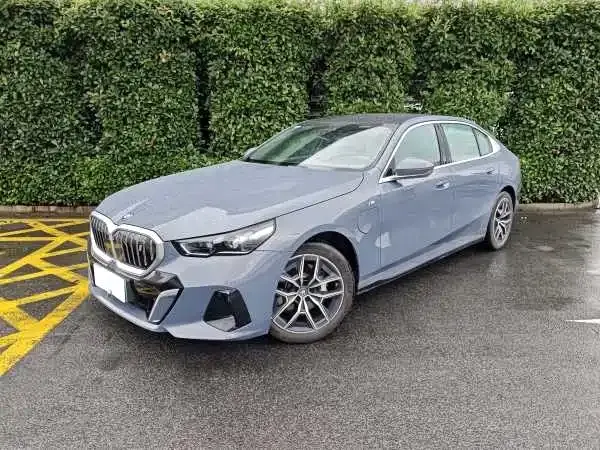 BMW i5, 2024