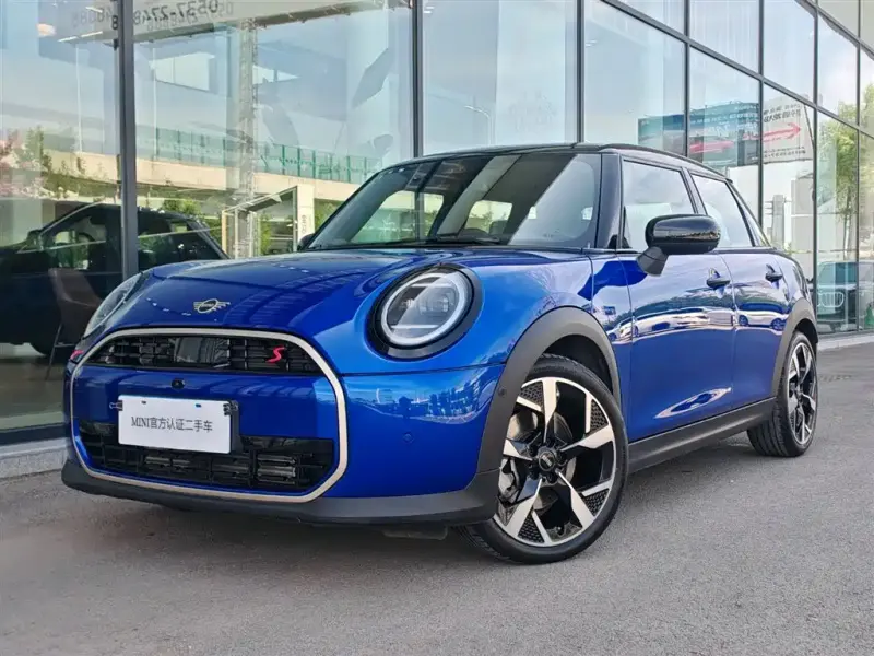 MINI Mini, 2024