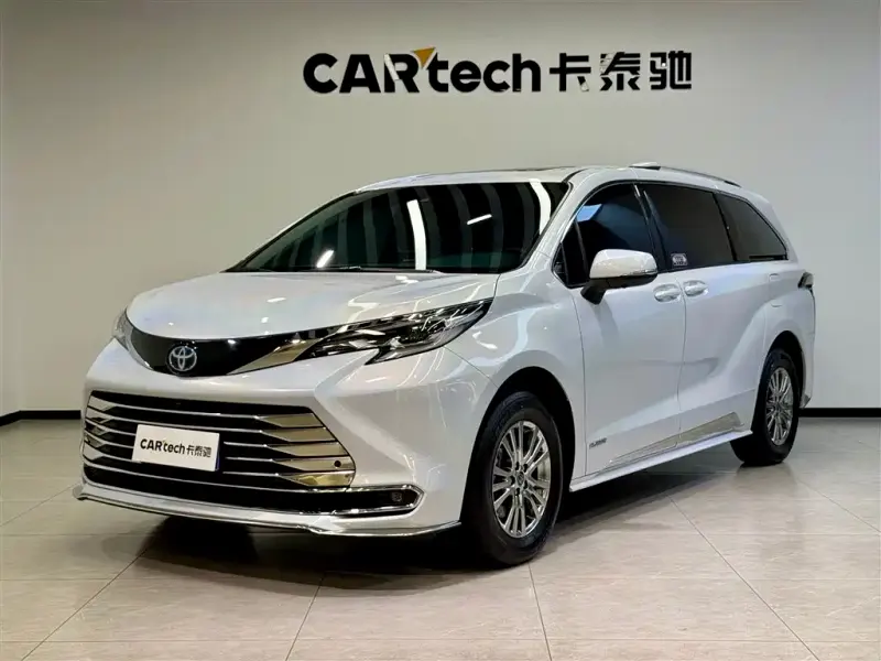 Toyota Sienna, 2023