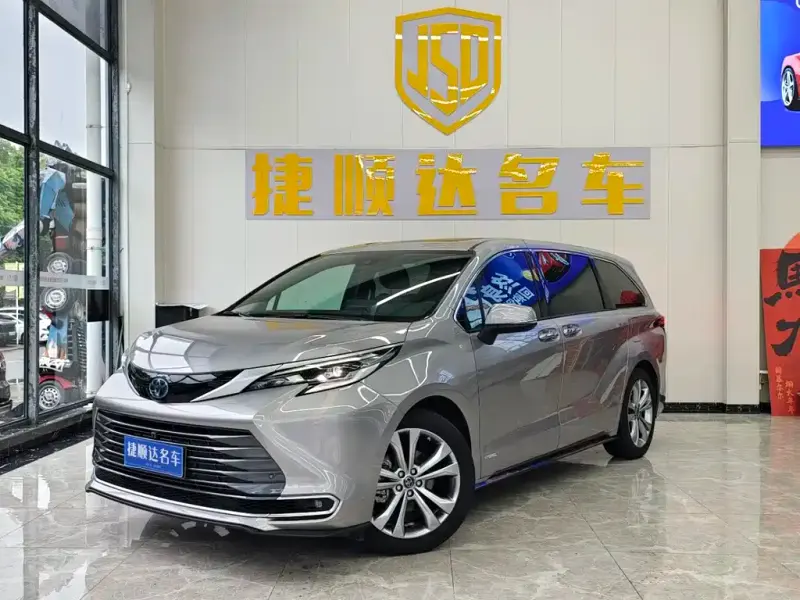 Toyota Sienna, 2023