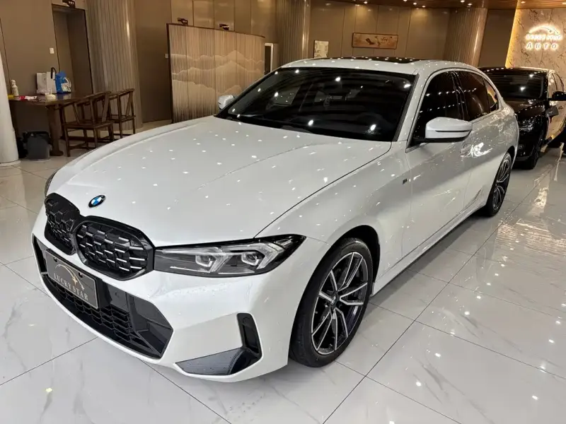 BMW 3 Series, 2023