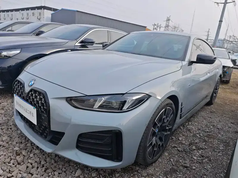 BMW 4 Series, 2025