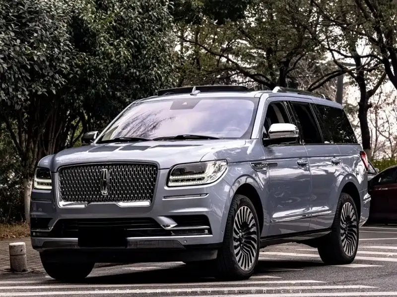Lincoln Navigator, 2020