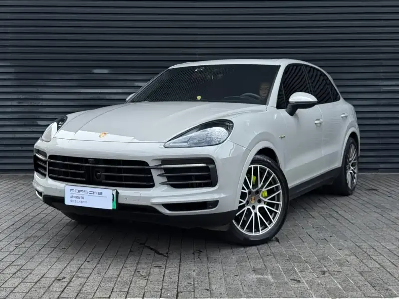Porsche Cayenne Hybrid, 2023
