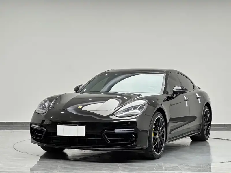 Porsche Panamera, 2021