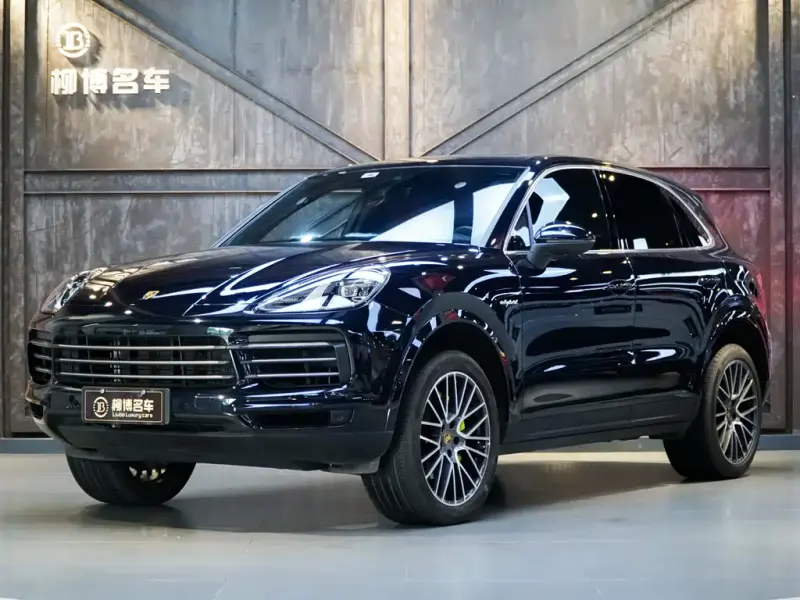 Porsche Cayenne Hybrid, 2023