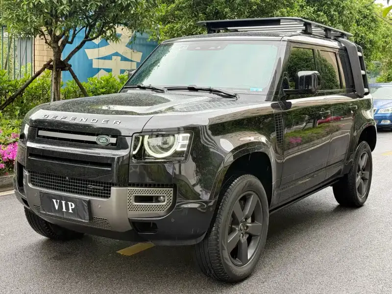 Land Rover Defender, 2022