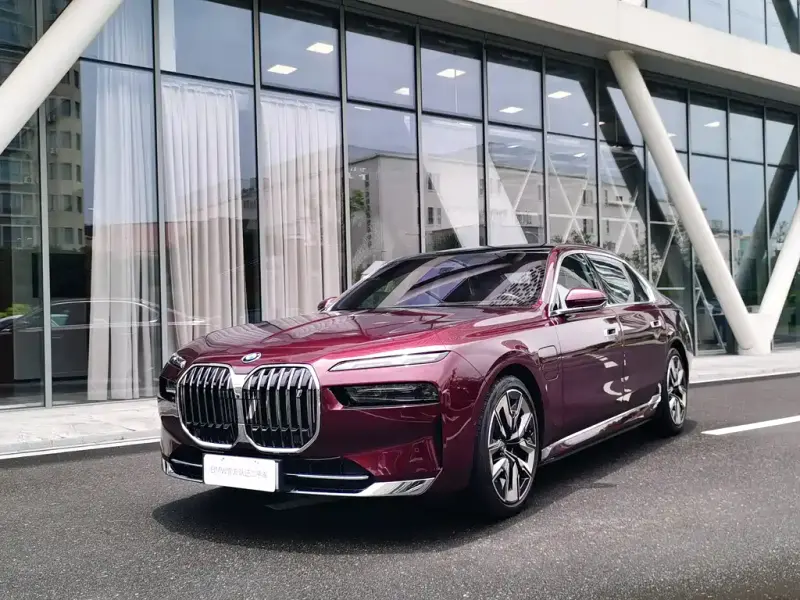 BMW i7, 2024