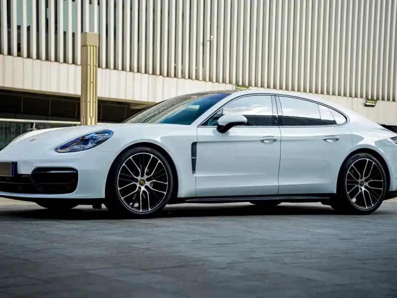 Porsche Panamera, 2022