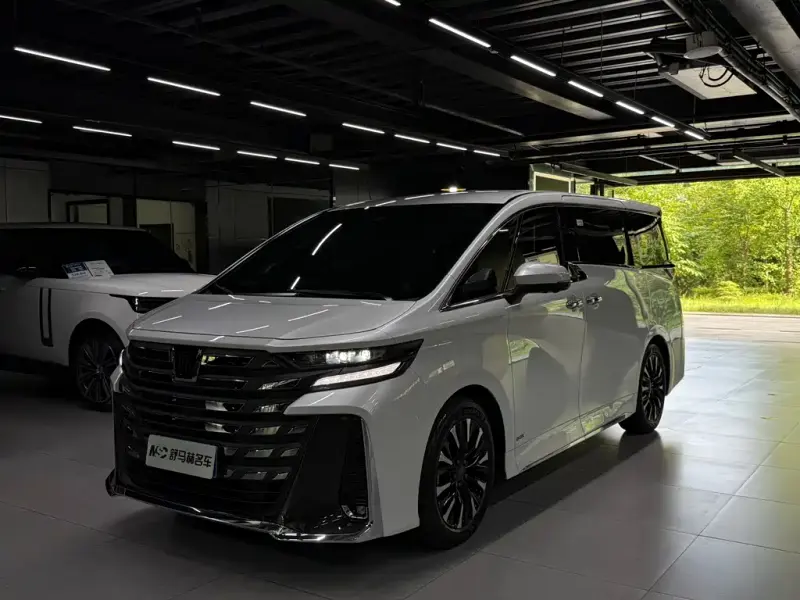 Toyota Vellfire, 2025