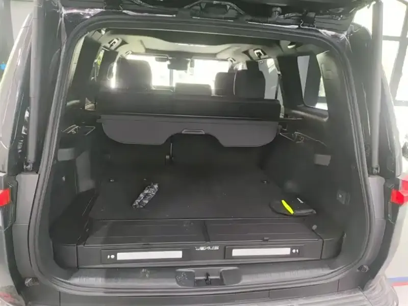 Lexus GX, 2026