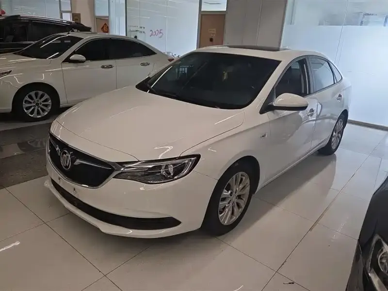 Buick Excelle, 2017