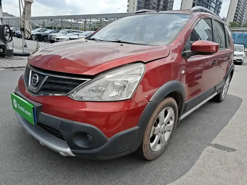 Nissan Livina, 2015