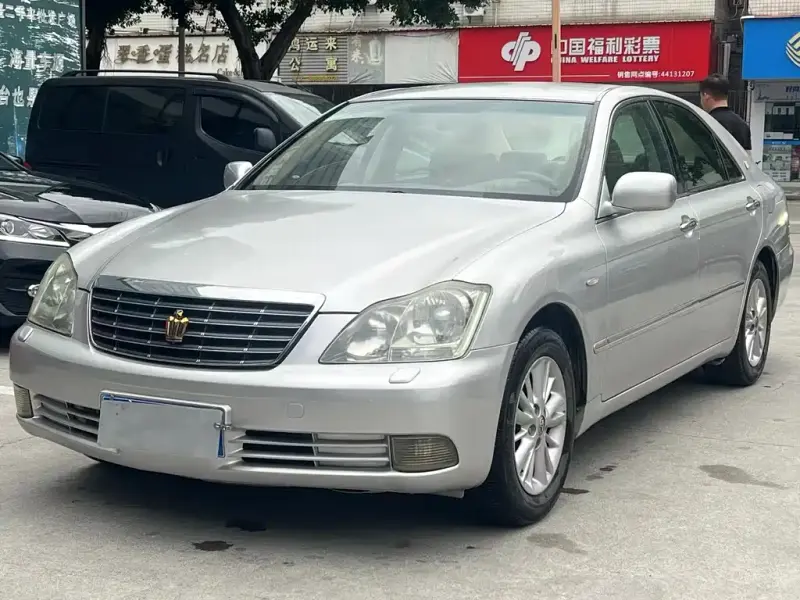 Toyota Crown, 2006