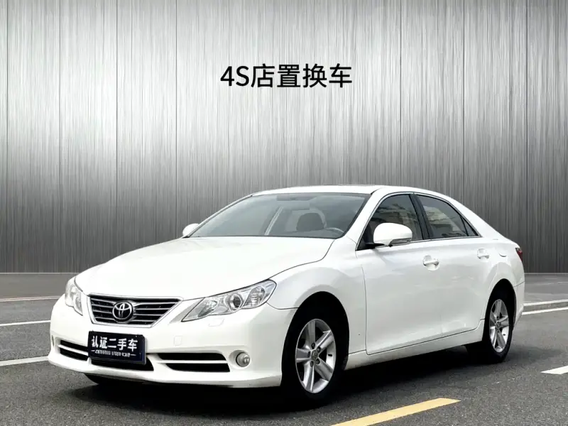 Toyota Reiz, 2012