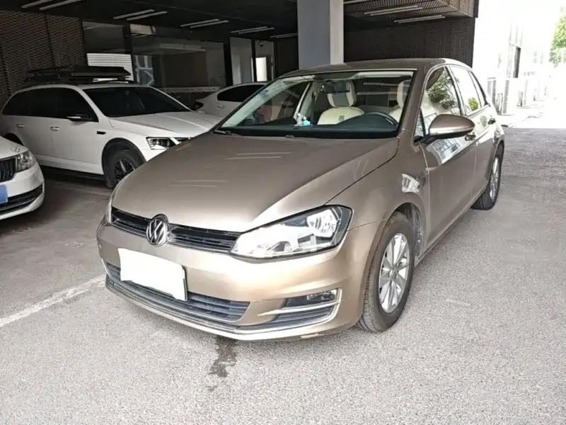 Volkswagen Golf, 2015