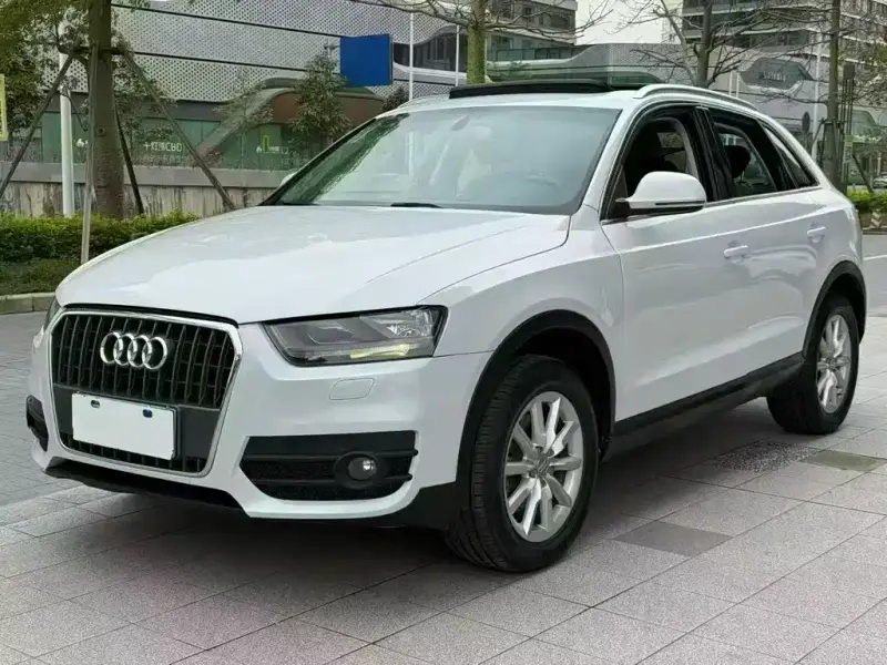 Audi Q3, 2015