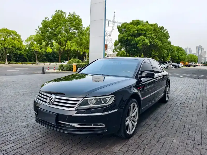 Volkswagen Phaeton, 2011