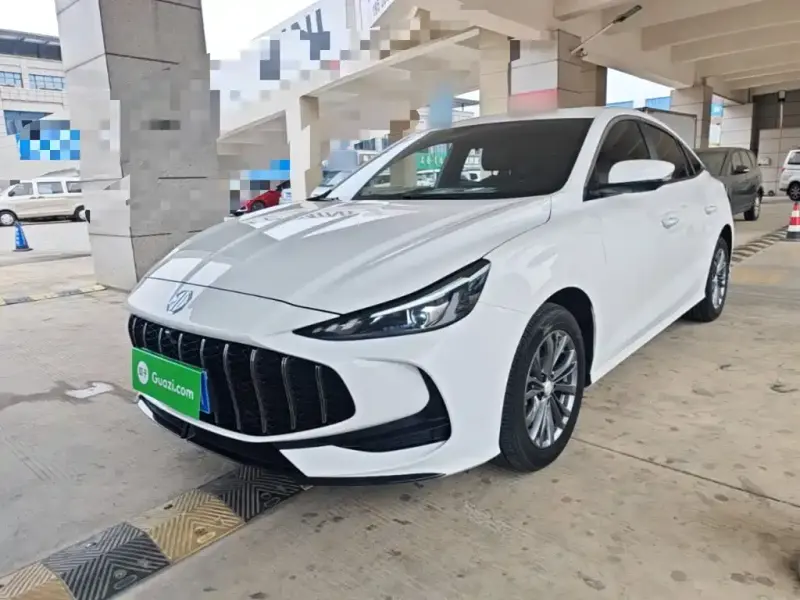 MG MG5, 2025
