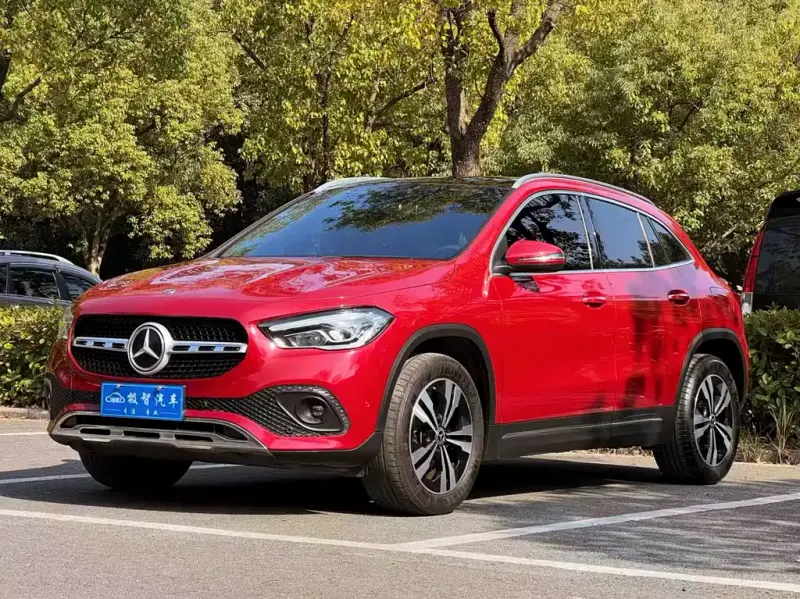 Mercedes-Benz GLA, 2021