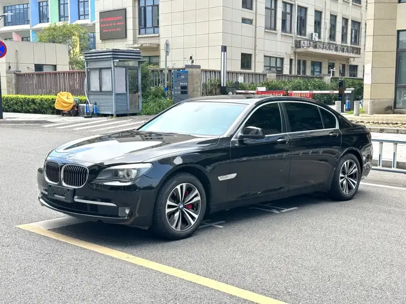 BMW 7 Series, 2012