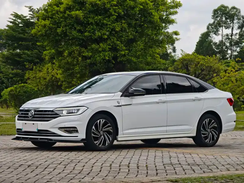 Volkswagen Sagitar, 2020