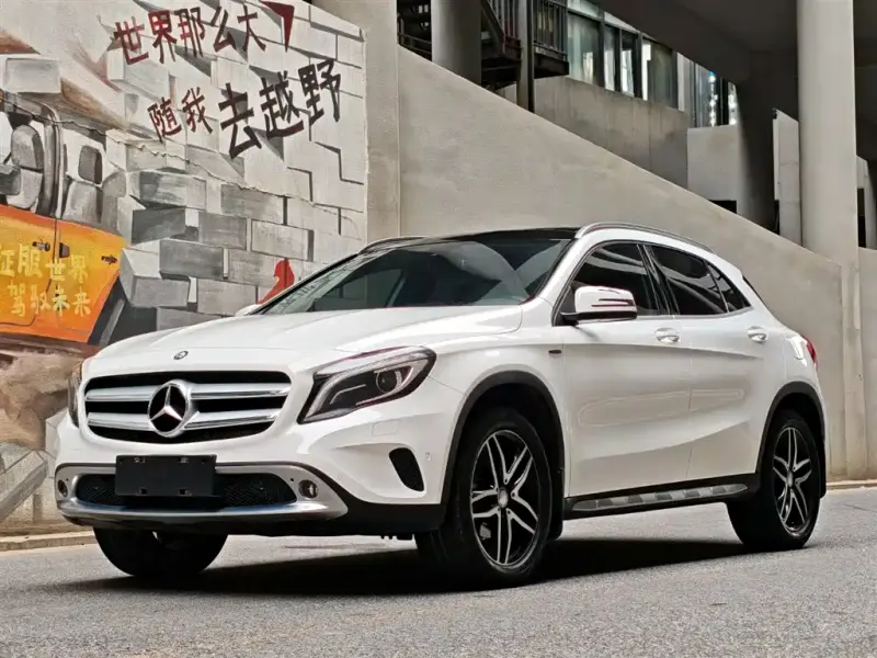 Mercedes-Benz GLA, 2016