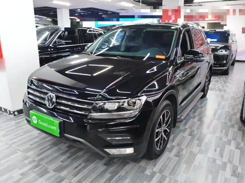 Volkswagen Tiguan L, 2018