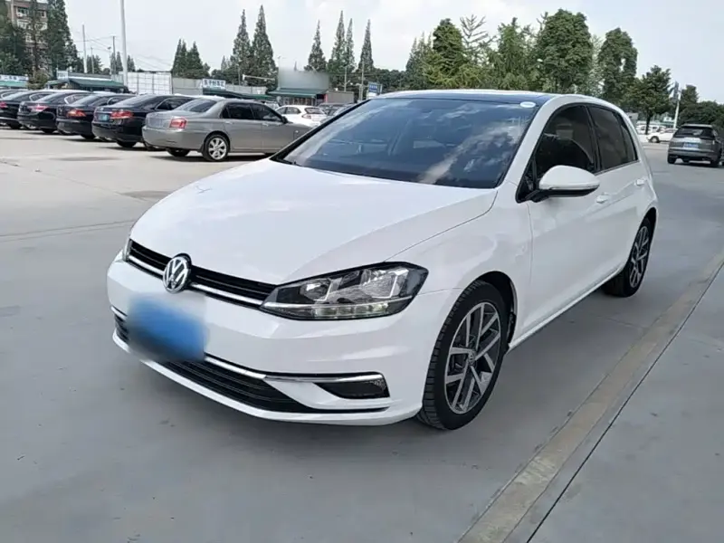 Volkswagen Golf, 2020