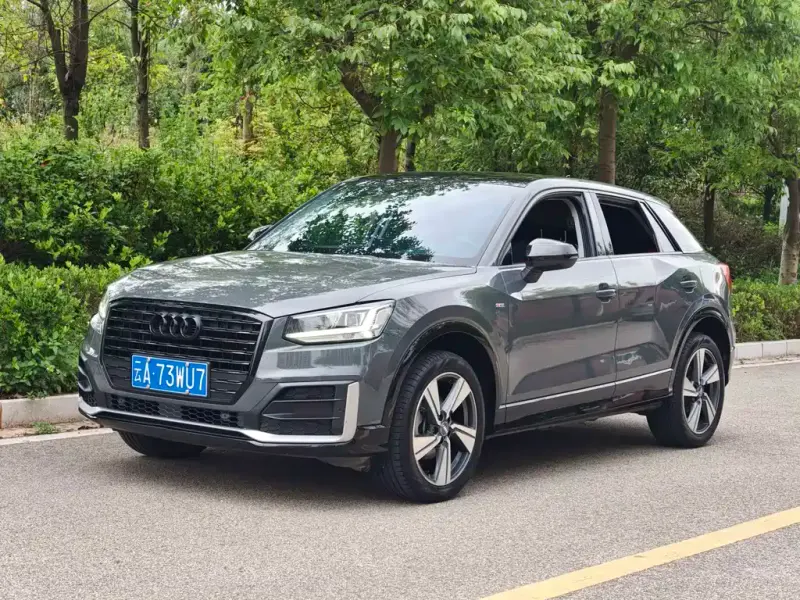 Audi Q2L, 2020