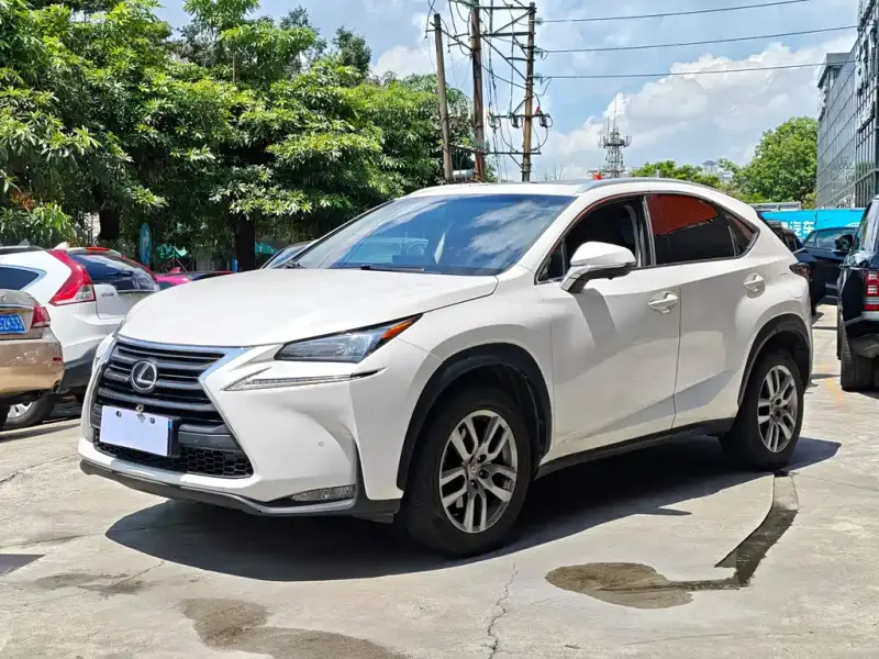 Lexus NX, 2017
