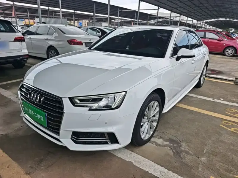 Audi A4L, 2019