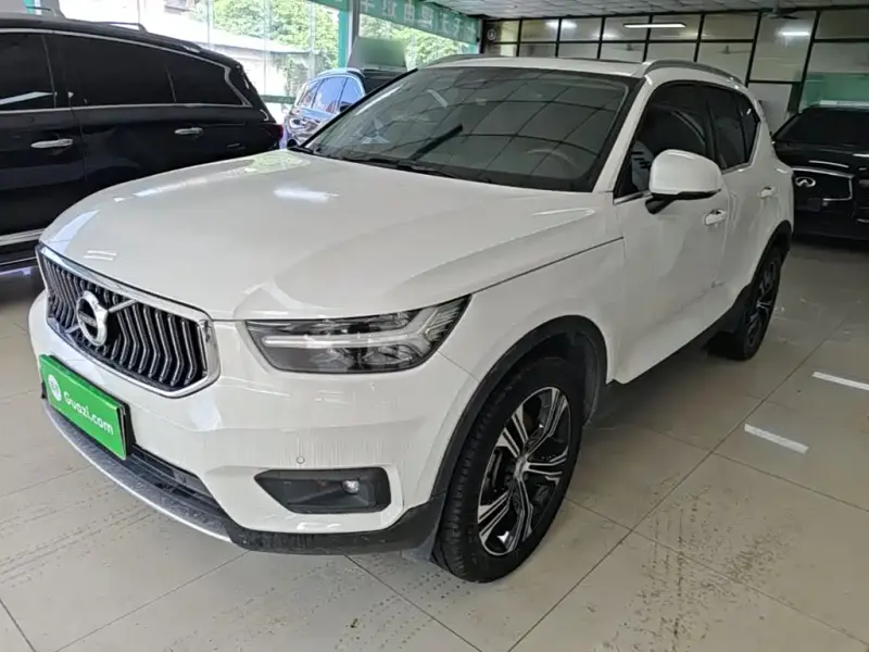 Volvo XC40, 2021