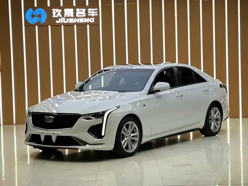 Cadillac CT4, 2022