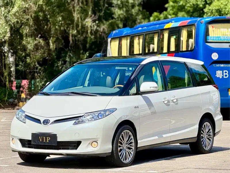 Toyota Previa, 2012