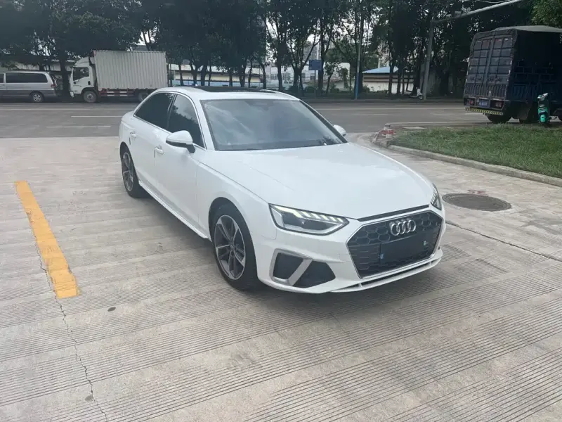 Audi A4L, 2020