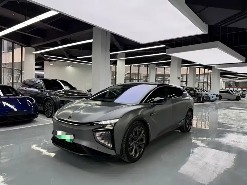 HiPhi X, 2022