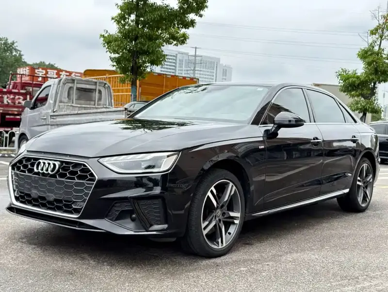 Audi A4L, 2021