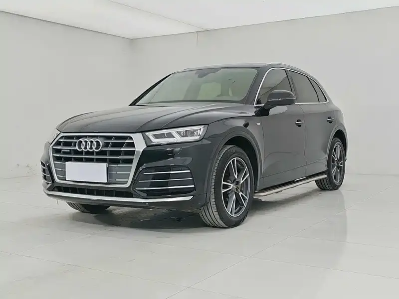Audi Q5L, 2020