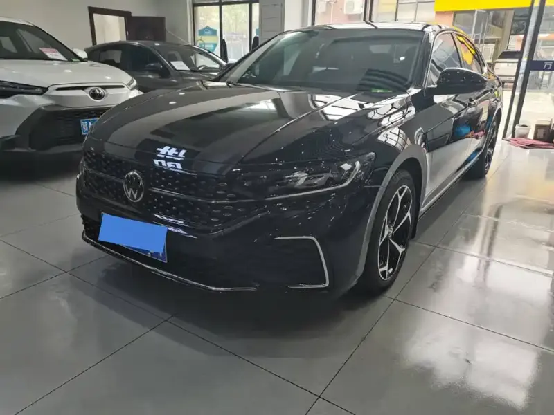 Volkswagen Passat, 2024