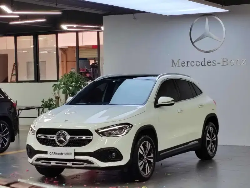 Mercedes-Benz GLA, 2021