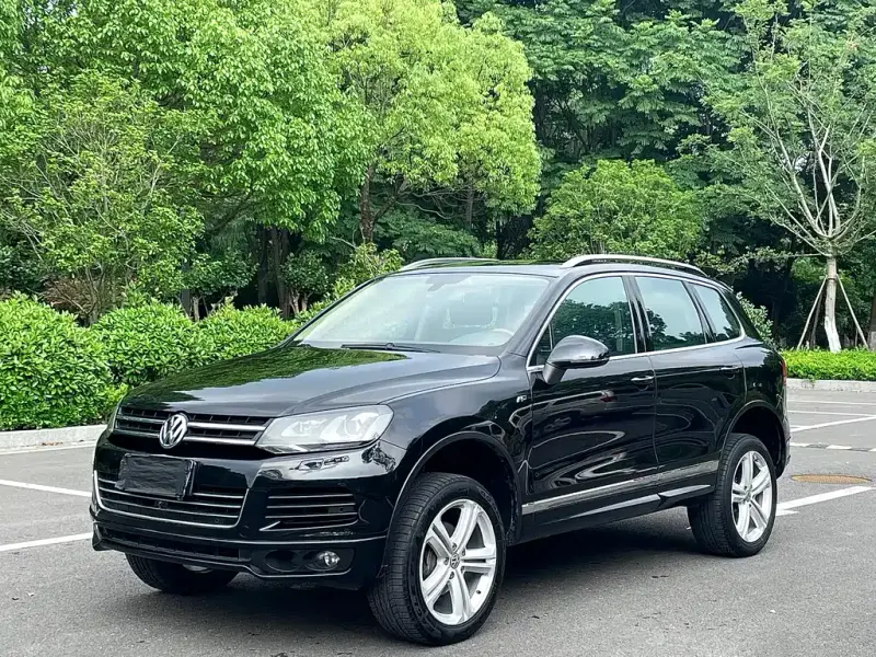 Volkswagen Touareg, 2015