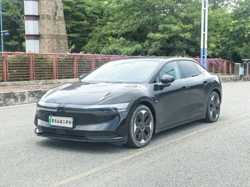Zeekr 007, 2024
